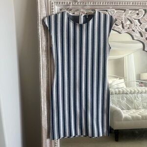 Theory striped Navy and White knit Dress, size TP